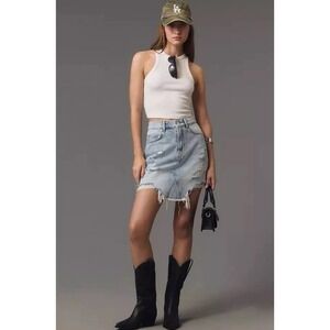 Pilcro Anthropologie Womens Size 4 Destroyed Frayed Denim Light Wash Mini‎ Skirt